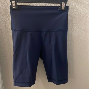 Lululemon Wunder Train High Rise Short 8”